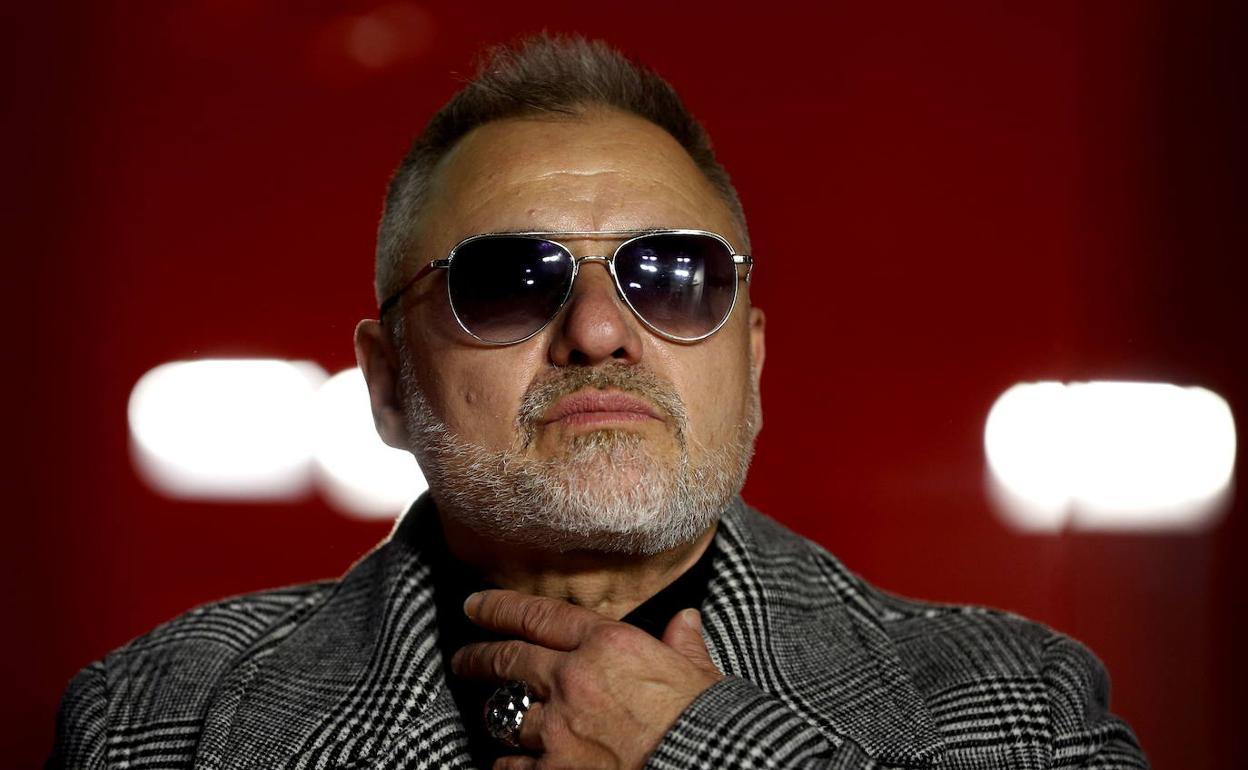 Chimo Bayo iba a salir… y se concienció por Médicos sin Fronteras Las